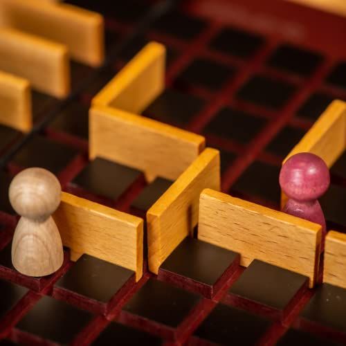 Jeu de plateau Quoridor en bois : idée cadeau originale et passionnante pour les amateurs de jeux de société.