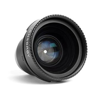 Objectif Lensbaby Sweet 35 pour photos créatives avec effet sweet spot et bokeh artistique, idéal pour photographes innovants.