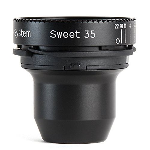 Objectif Lensbaby Sweet 35 pour photos créatives avec effet sweet spot et bokeh artistique, idéal pour photographes innovants.