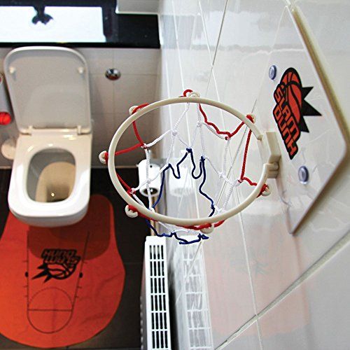 Jeu de basket pour WC avec filet, ballons, tapis et porte-ballon pour rendre les moments aux toilettes amusants et divertissants.