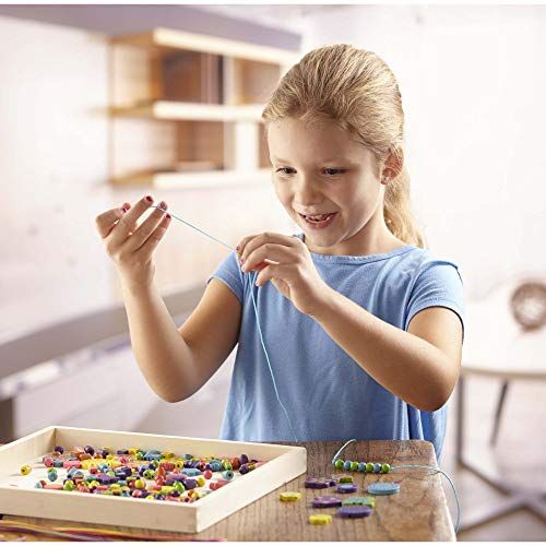 Kit de fabrication de bijoux en perles en bois pour enfants avec motifs cœur et papillon