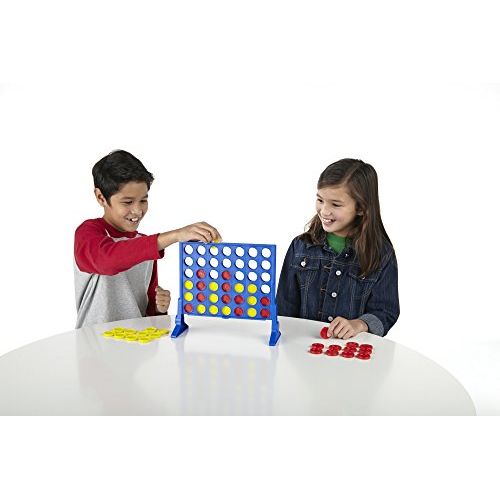 Jeu de société Puissance 4 classique pour enfants et famille, stratégie et apprentissage ludique.