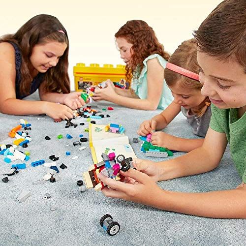 Coffret LEGO Classic, 484 pièces, créativité enfant dès 4 ans, stimulateur d'imagination, cadeau parfait, multicolore, développement cognitif, rangement pratique.
