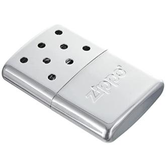 Chauffe-main Zippo : idée cadeau pratique et esthétique pour garder ses mains au chaud.