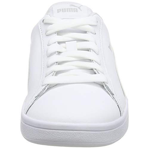 Baskets Puma Smash V2 pour passionnés de sport - Style épuré, confort optimal, résistance premium.