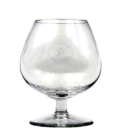 Coffret Armagnac Delord avec deux verres de dégustation en bois élégant pour amateurs d'alcool raffiné