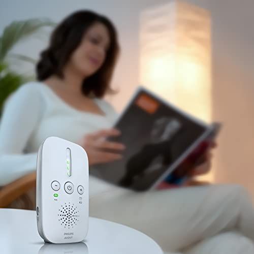 Écoute-bébé Philips Avent avec technologie DECT et veilleuse intégrée pour surveillance bébé sans interférences.