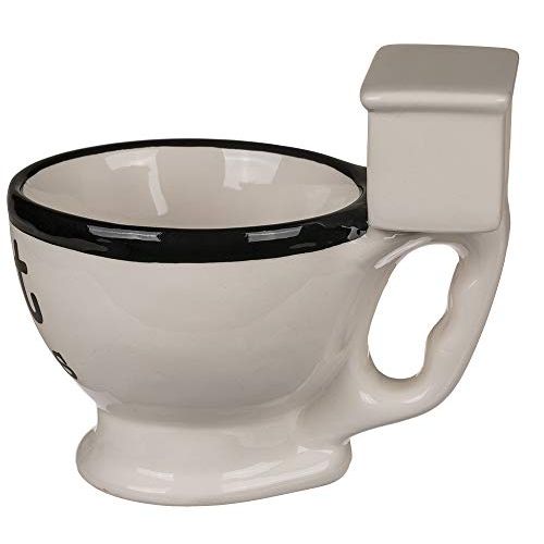 Mug insolite en forme de toilette avec inscription 'Shit happens!', fait en faïence pour pauses café humoristiques.