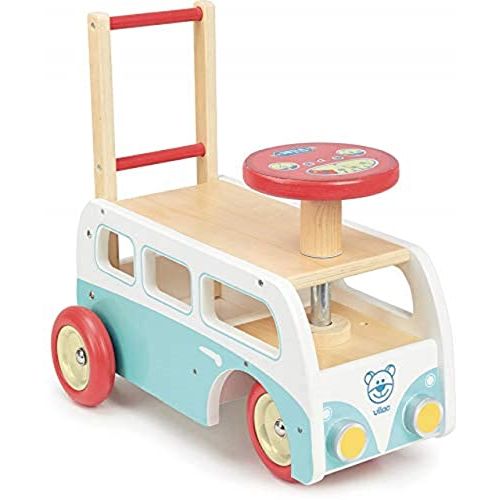 Porteur minibus rétro en bois Vilac pour enfants, design vintage et durable.