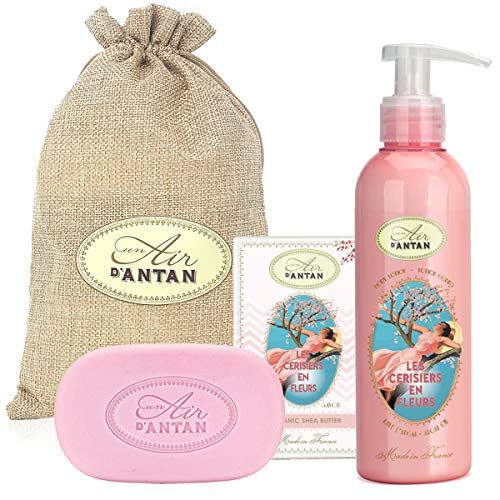 Coffret Un Air d'Antan, beauté bio aux fleurs de cerisiers pour un moment de bien-être français.