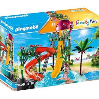 Playmobil Piscine avec toboggan en spirale, planche à sauter et figurines; stimule la créativité des enfants pour des aventures aquatiques dès 4 ans.