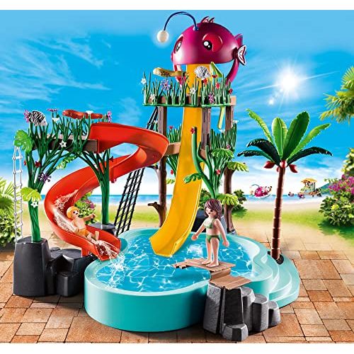 Playmobil Piscine avec toboggan en spirale, planche à sauter et figurines; stimule la créativité des enfants pour des aventures aquatiques dès 4 ans.