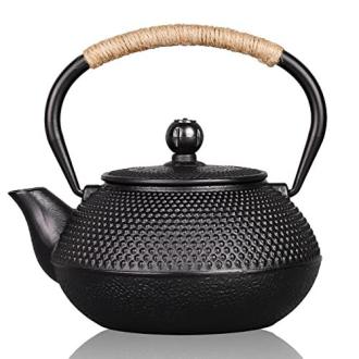 Theière en fonte japonaise traditionnelle avec poignée en chanvre, infuseur en acier, santé et design émaillé.