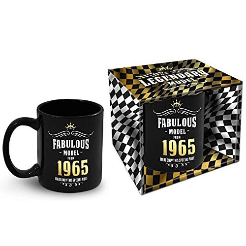 Mug anniversaire original Fabulous Model From 1965 pour sourire et nostalgie à chaque gorgée.