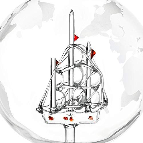 Carafe à whisky globe élégante avec voilier et gravure personnalisable, idéale pour amateurs de spiritueux.