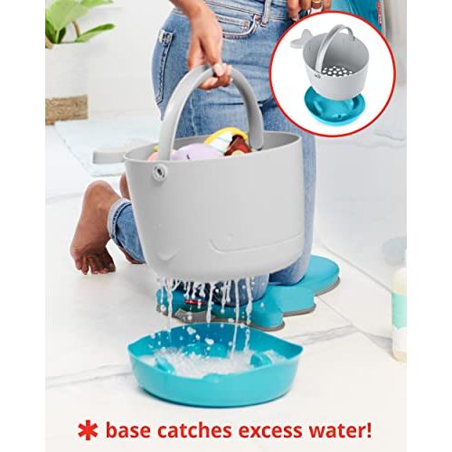 Range jouets de bain Skip Hop Moby avec système drainage et design marin pour hygiène et organisation salle de bain enfant.