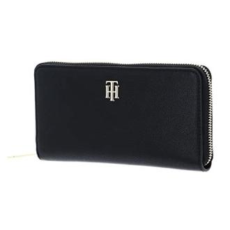 Portefeuille Tommy Hilfiger élégant pour femme avec multiples compartiments, style intemporel et options de couleurs variées. Idéal comme cadeau d'anniversaire.