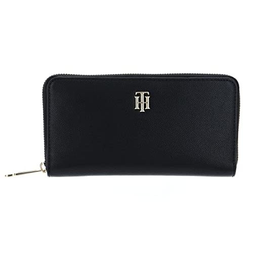 Portefeuille Tommy Hilfiger élégant pour femme avec multiples compartiments, style intemporel et options de couleurs variées. Idéal comme cadeau d'anniversaire.