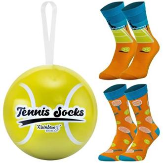 Chaussettes originales pour fans de tennis, motifs joueurs et raquettes, cadeau parfait en boîte balle, confort et style assurés.