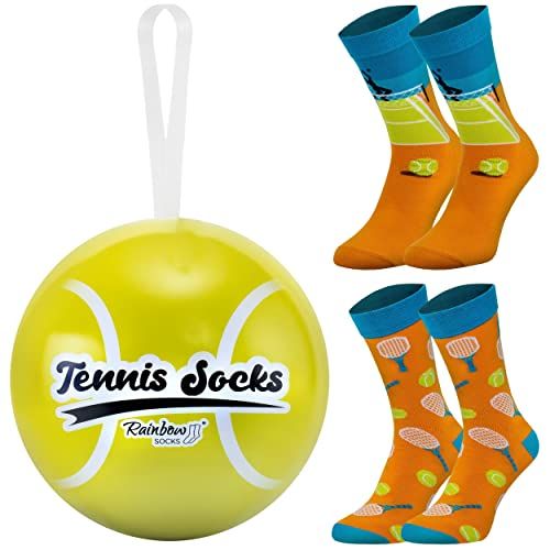 Chaussettes originales pour fans de tennis, motifs joueurs et raquettes, cadeau parfait en boîte balle, confort et style assurés.