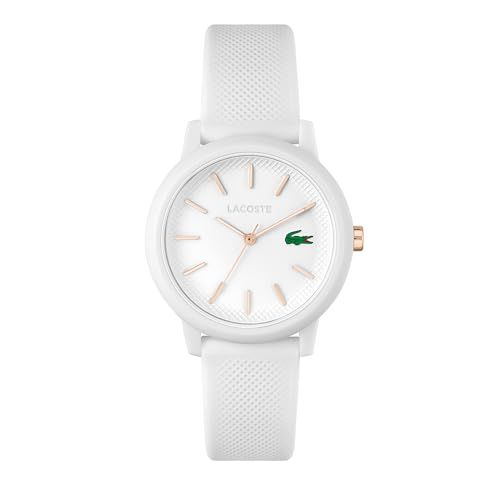 Montre Lacoste pour femme, élégante avec cadran blanc et détails dorés, bracelet en silicone blanc, résistante à l'eau, cadeau parfait mode et fonctionnalité.