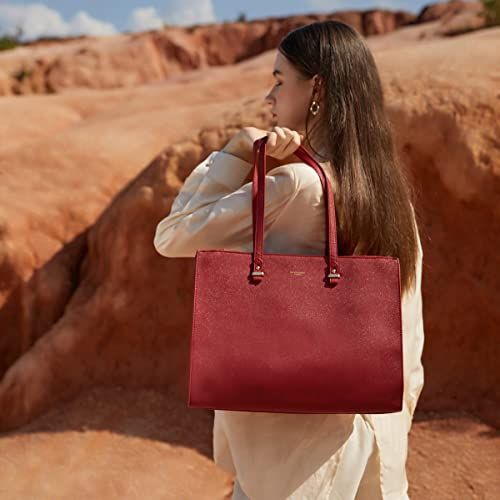 Sac à main similicuir David Jones élégant, compartiments spacieux, style chic et pratique, cadeau idéal pour femmes actives.