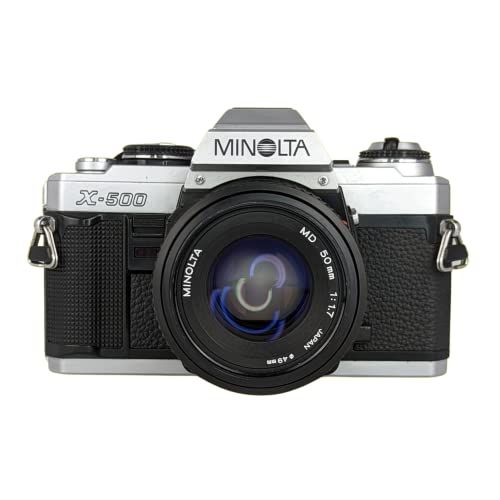 Appareil photo MINOLTA X-500 vintage pour expérience photographique argentique authentique.