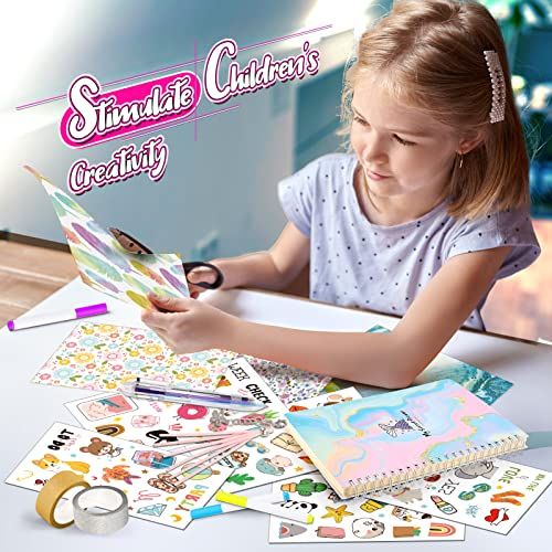 Kit de scrapbooking HappyKidsClub pour enfants avec accessoires créatifs et matériaux de qualité.