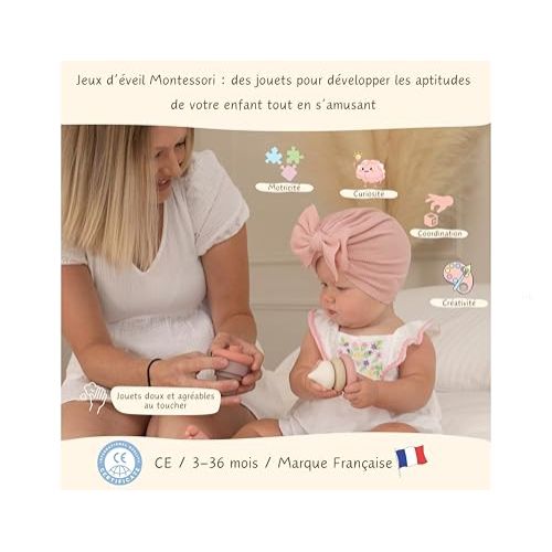 Coffret cadeau naissance Petikids avec 5 jeux Montessori en bois et silicone, favorisant éveil, motricité et détente des tout-petits. Idéal pour baptême.