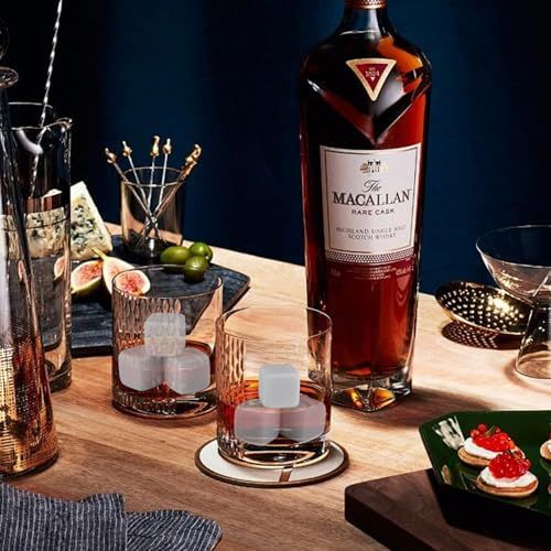 Glaçons à whisky en pierre réutilisables dans boîte vintage en bois, cadeau élégant pour amateurs, préserve goût sans diluer. Ensemble complet avec pince.