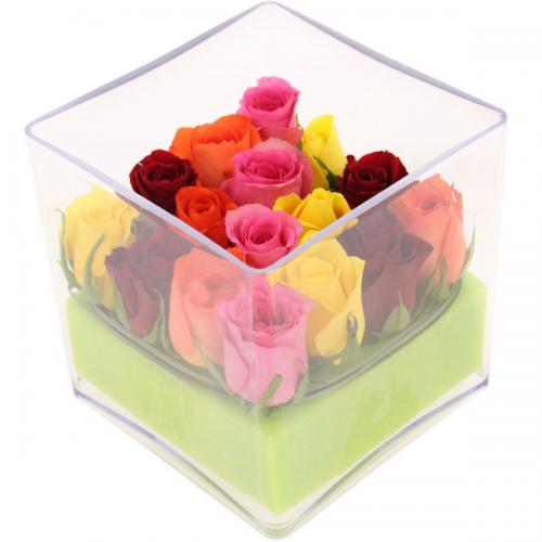 Cube floral original de roses pour la fête des mères