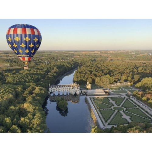 Vol en Montgolfière - Offrez une expérience unique et inoubliable avec un vol en montgolfière !