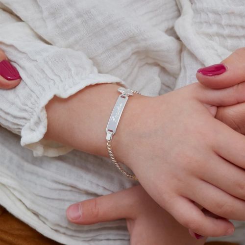 Bracelet enfant gourmette ourson en argent, personnalisable par gravure, cadeau idéal pour naissance, baptême, anniversaire, bijou artisanal fabriqué en France.