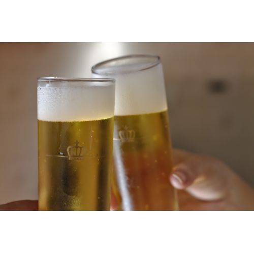 Coffret Bières Belgique - Une sélection variée de bières belges de qualité, avec des saveurs uniques et des verres de dégustation estampillés Une Petite Mousse.