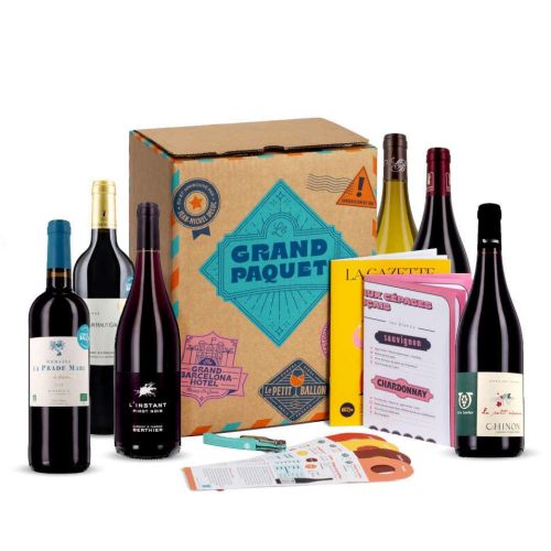 Coffret Ma Première Cave avec six vins, fiches explicatives, poster éducatif et tire-bouchon, parfait pour débuter une cave à vin.