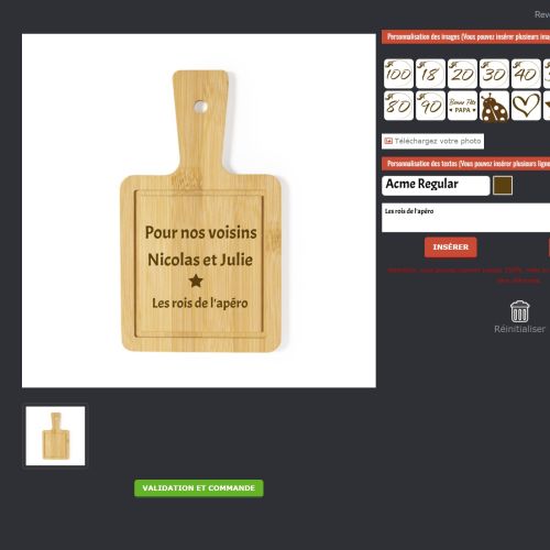 Planche à fromage en bambou personnalisée avec prénoms, idéale pour cadeaux d'anniversaires ou repas conviviaux.