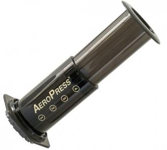 Une cafetière nomade - Aeropress