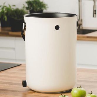 Composteur de cuisine Bokashi compact et écologique pour recyclage alimentaire urbain