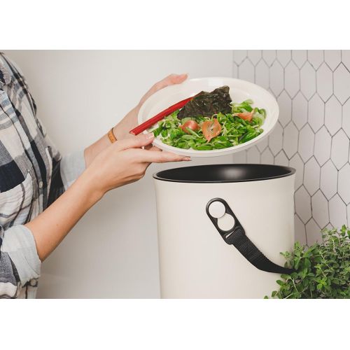 Composteur de cuisine Bokashi compact et écologique pour recyclage alimentaire urbain