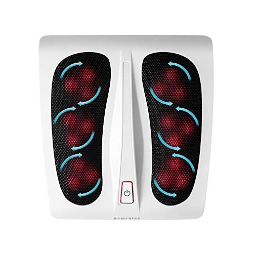 Repose-pieds massant bien-être, cadeau pratique et discret pour détente quotidienne des femmes de 60 ans.