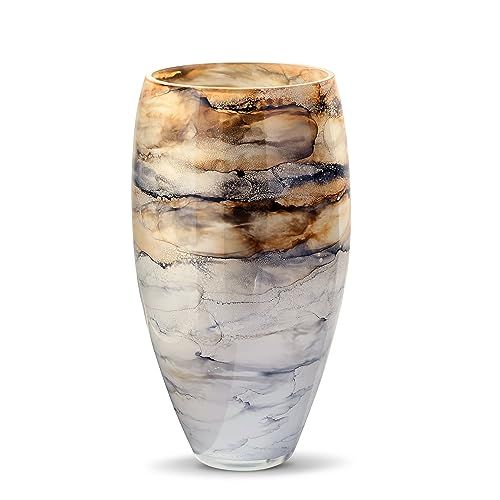 Vase en verre soufflé Terroso couleur sable, artisanat de luxe et durable.