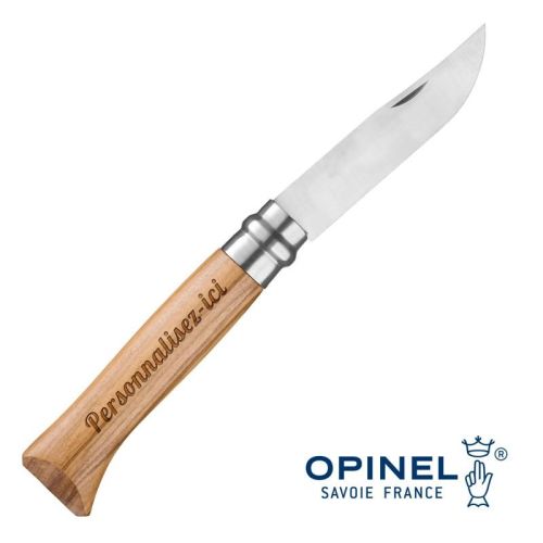 Couteau Opinel N°8 personnalisé, cadeau unique alliant élégance, utilité et personnalisation touchante.